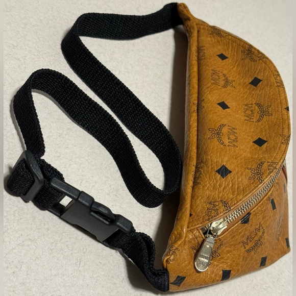 MCM Visetos Monogram Coated Canvas Belt Bag - Picture 11 of 11